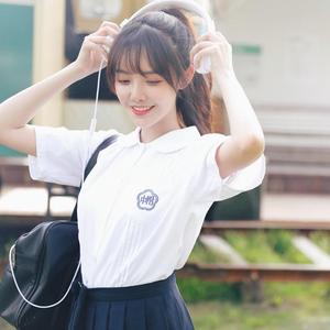 兔子牙抖音公开头像
